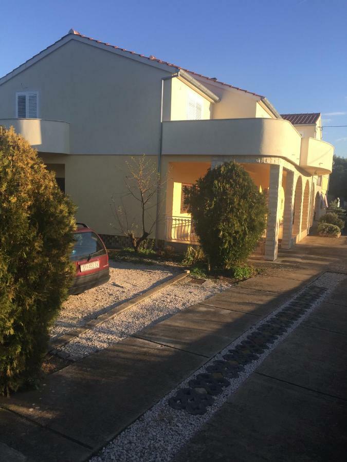 Apartman Frane 6+2 Brodarica  Extérieur photo